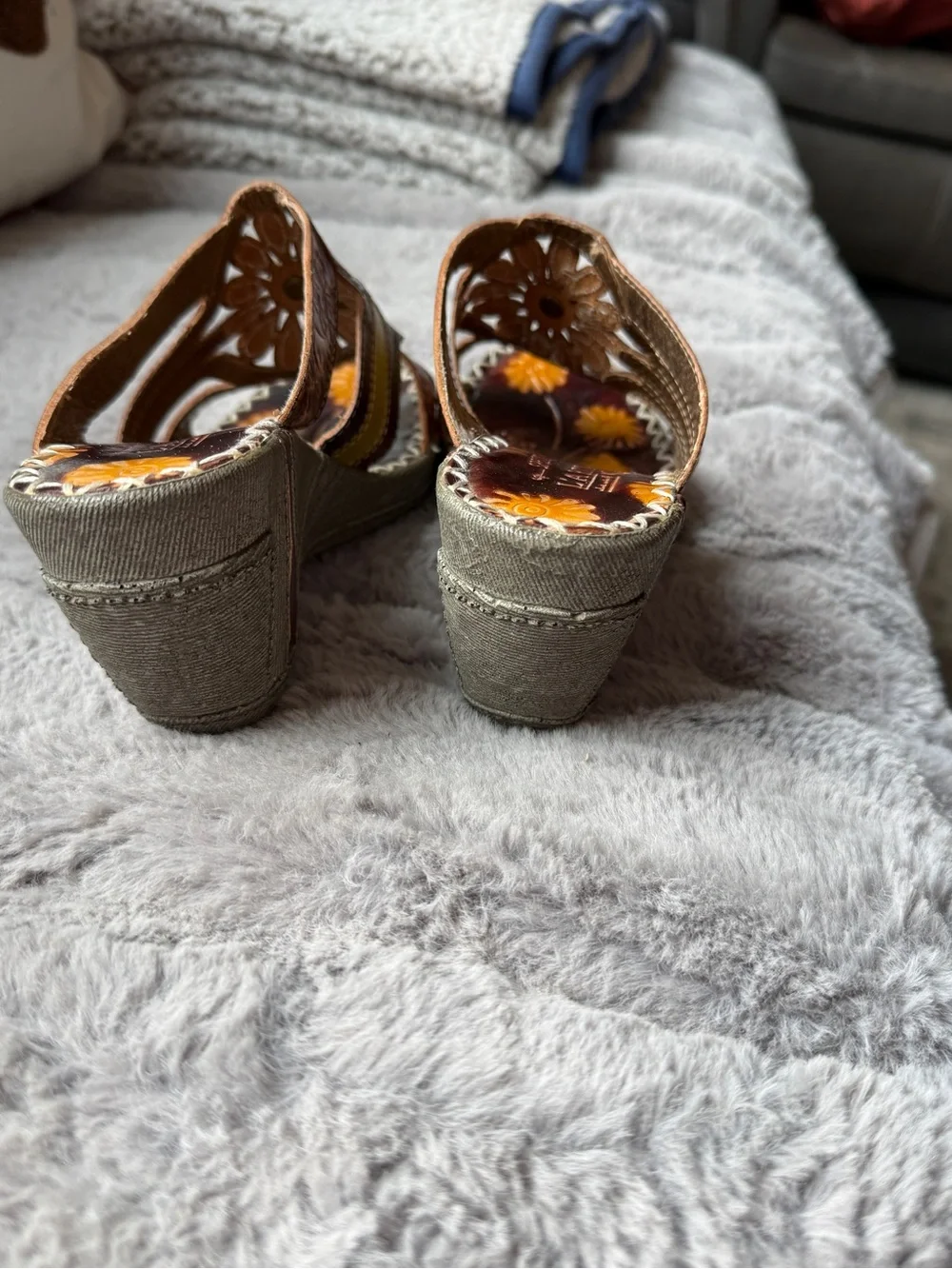 Spring Step L’Artiste Leather Floral Wedge Sandals size 35 “Razzy”